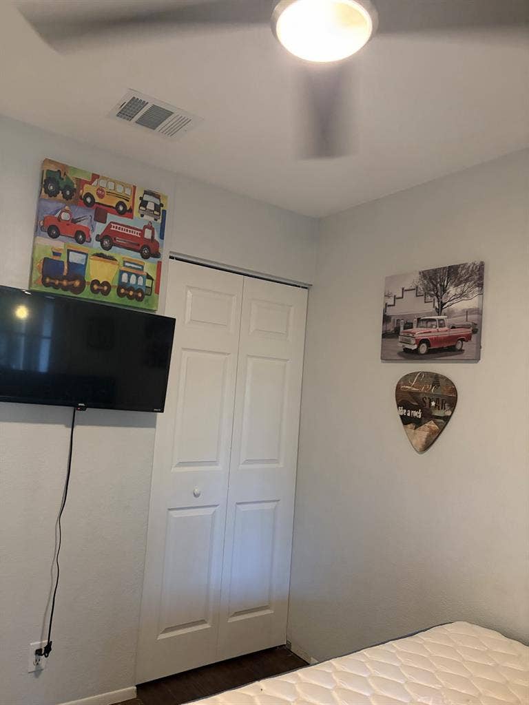 Room for rent
