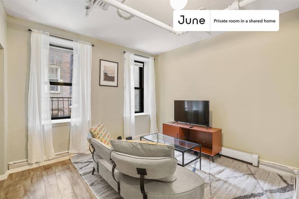3 BR in New York City