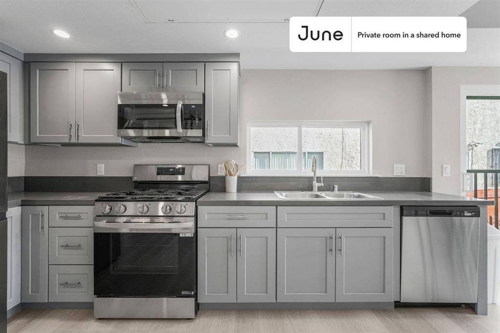 5 BR in Los Angeles