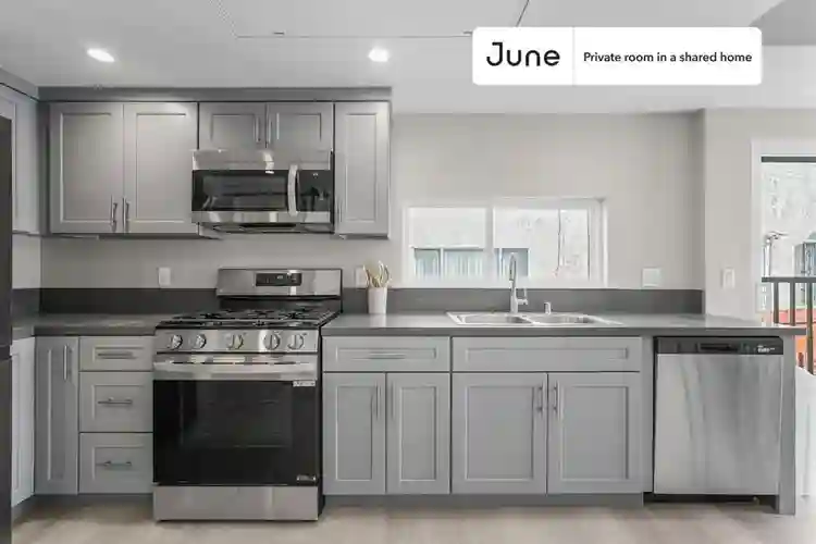 5 BR in Los Angeles
