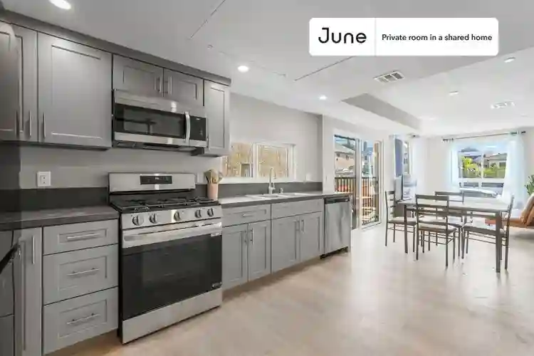 5 BR in Los Angeles