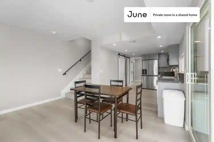5 BR in Los Angeles