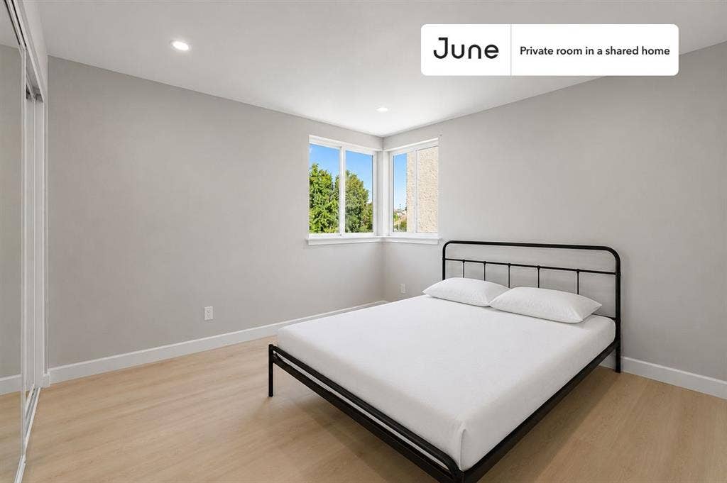 5 BR in Los Angeles