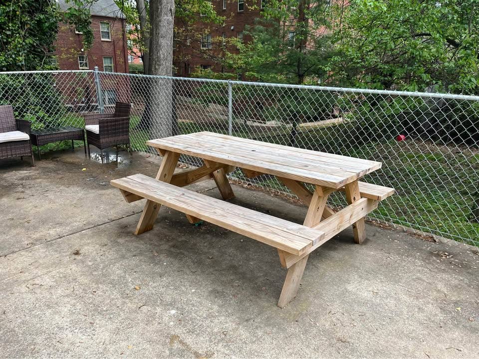 Renovated 2-bed Apt in Takoma Park