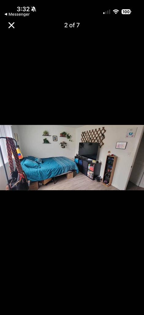 Need 1 roommate.
