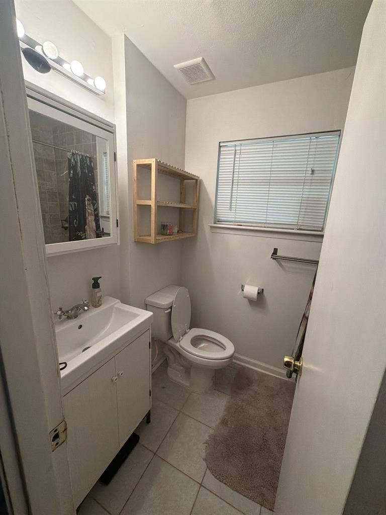 Oak Forest Room for Rent $900 77092