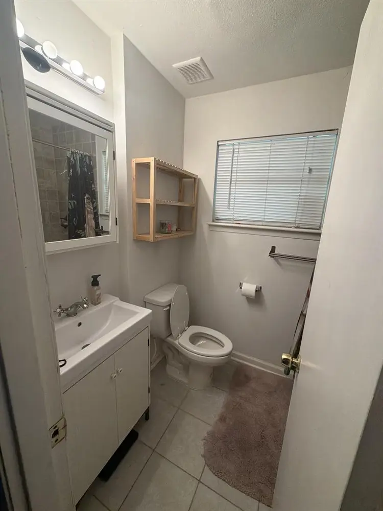 Oak Forest Room for Rent $900 77092