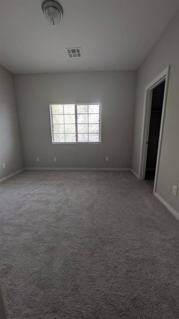 Private bedroom for rent