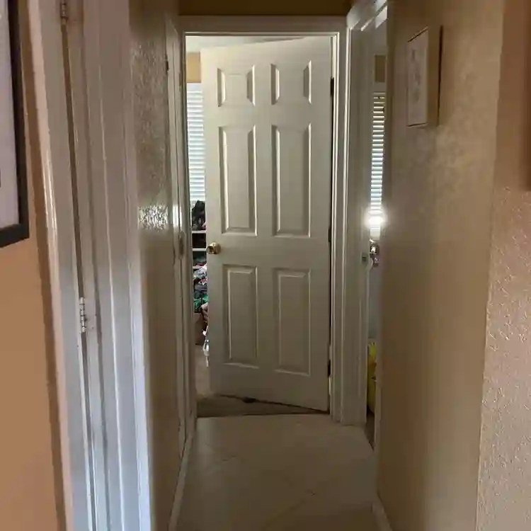 Room for rent in house