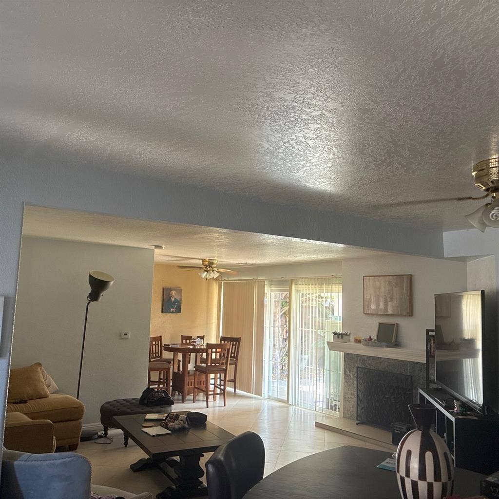 Room for rent in house
