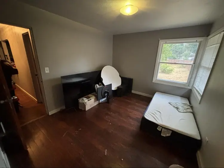 Room near downtown Vancouver