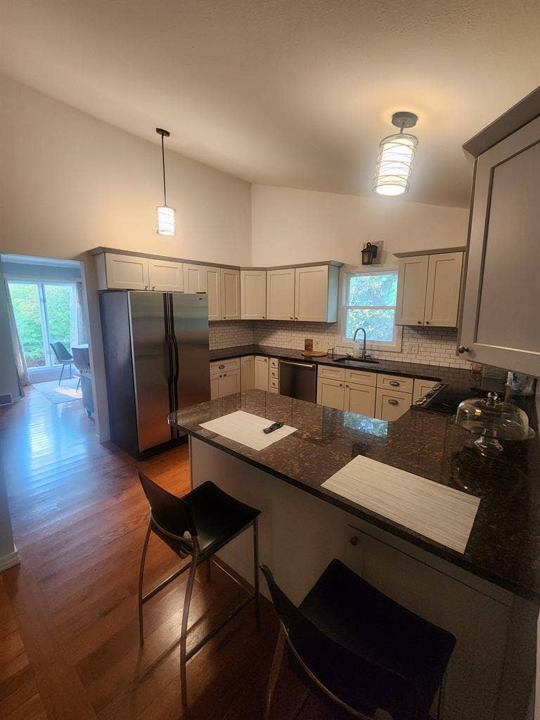 Beautiful Home 48104 area code.