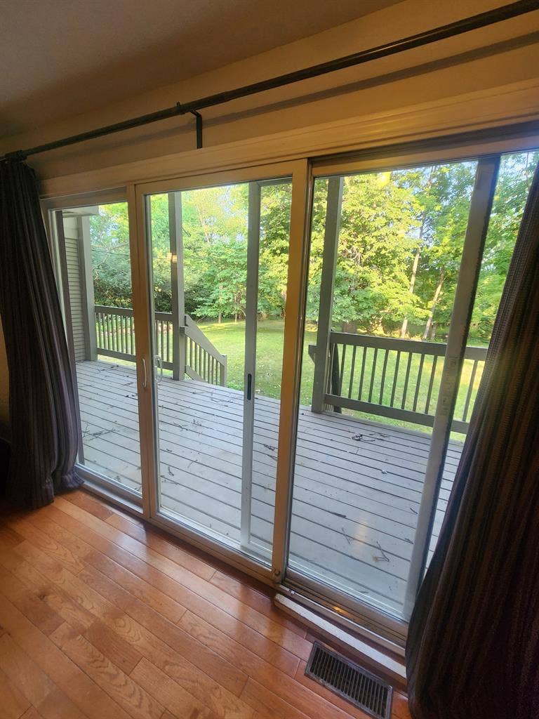 Beautiful Home 48104 area code.