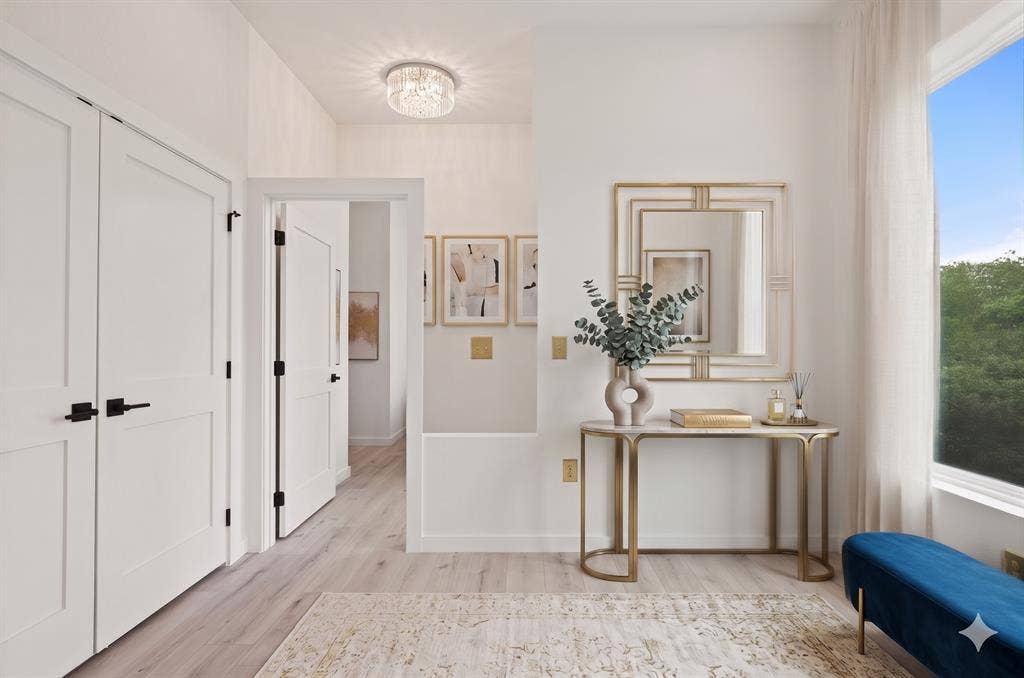 2 BR in Austin