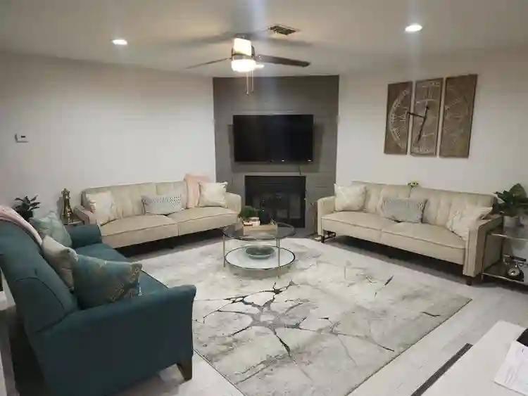Furnish 2 Bedroom Condo Sep 1St