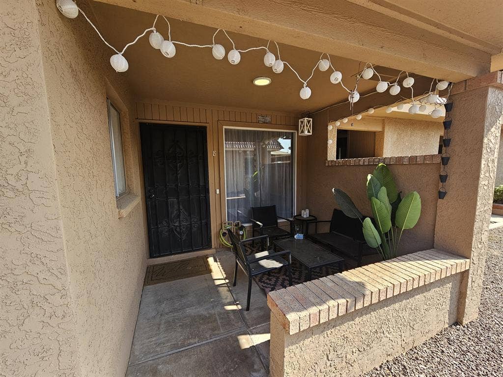 Furnish 2 Bedroom Condo Sep 1St