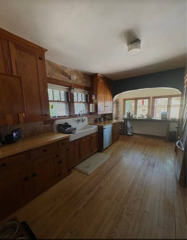 Room in East Madison from 09/01