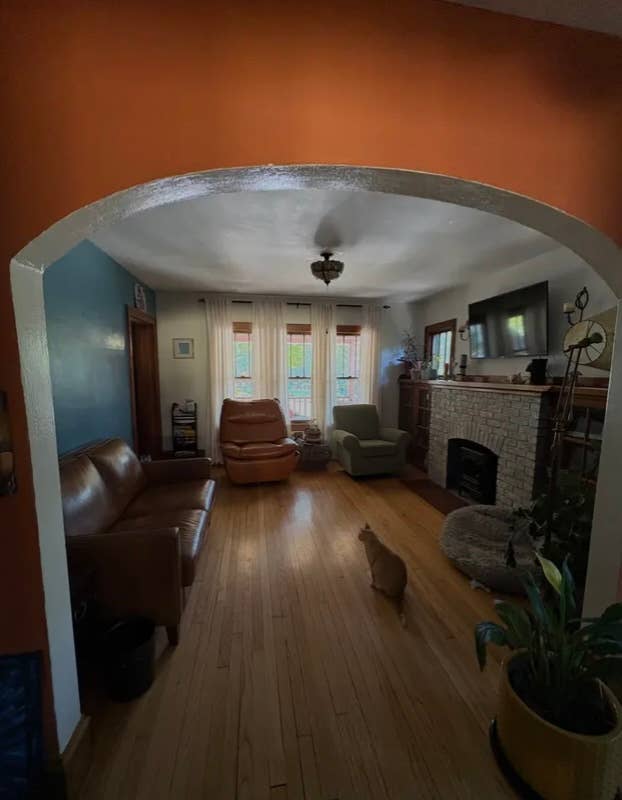 Room in East Madison from 09/01