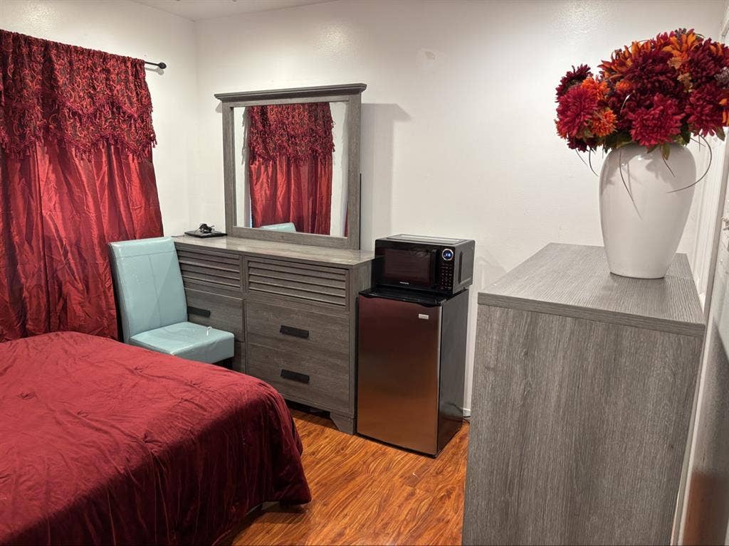 Furnished Room