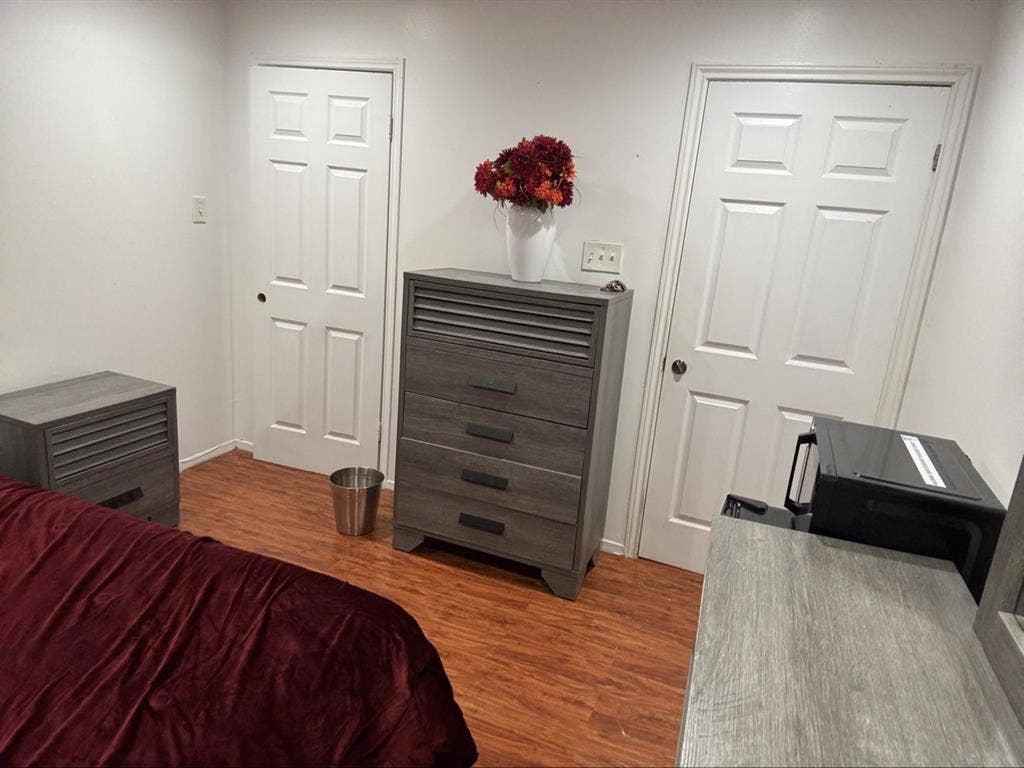 Furnished Room