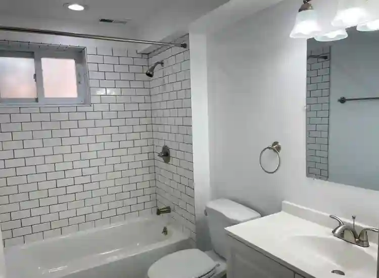 SUBLEASE – Basement 2 Bed / 1 Bath