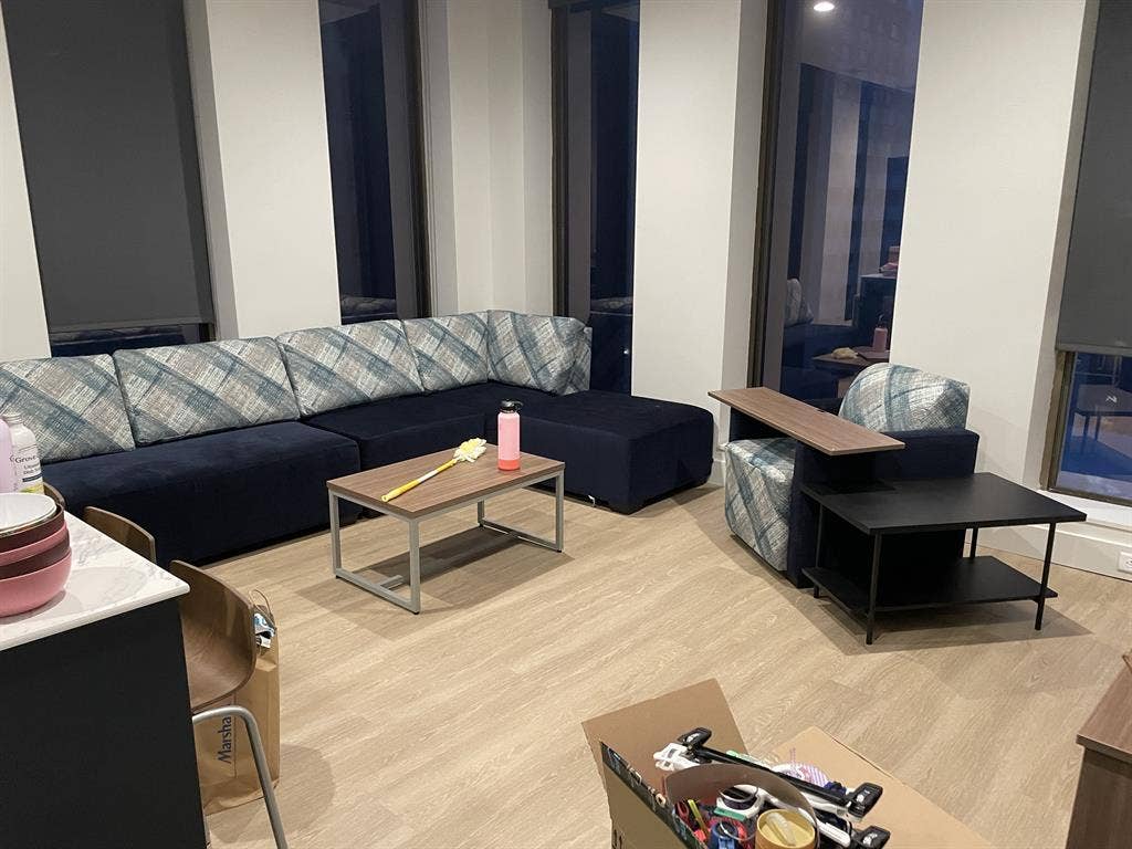 3bed/1.5bath Apartment available