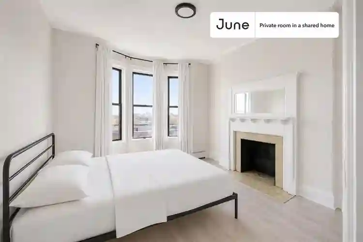4 BR in Boston