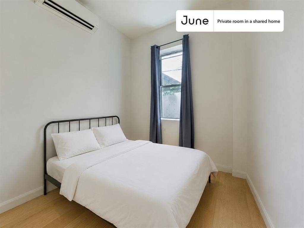 4 BR in New York City