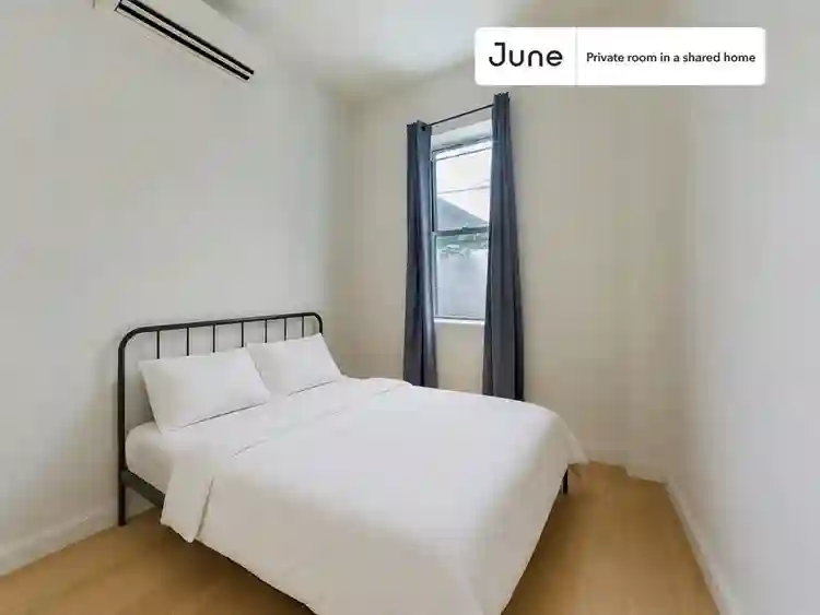 4 BR in New York City