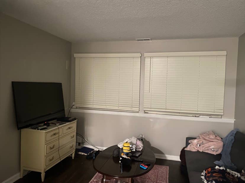 OPEN ROOM FOR RENT