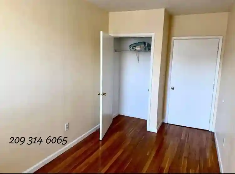 Spacious 1-bedroom, 1-bath