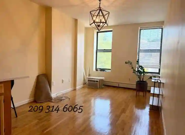 Spacious 1-bedroom, 1-bath