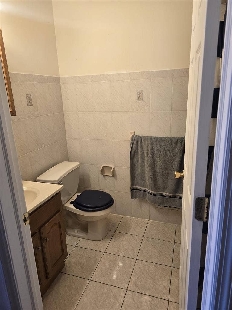Roommate Wanted