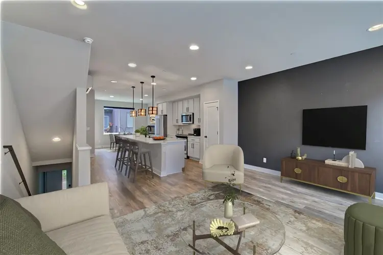 Townhome 2 Bedrooms available