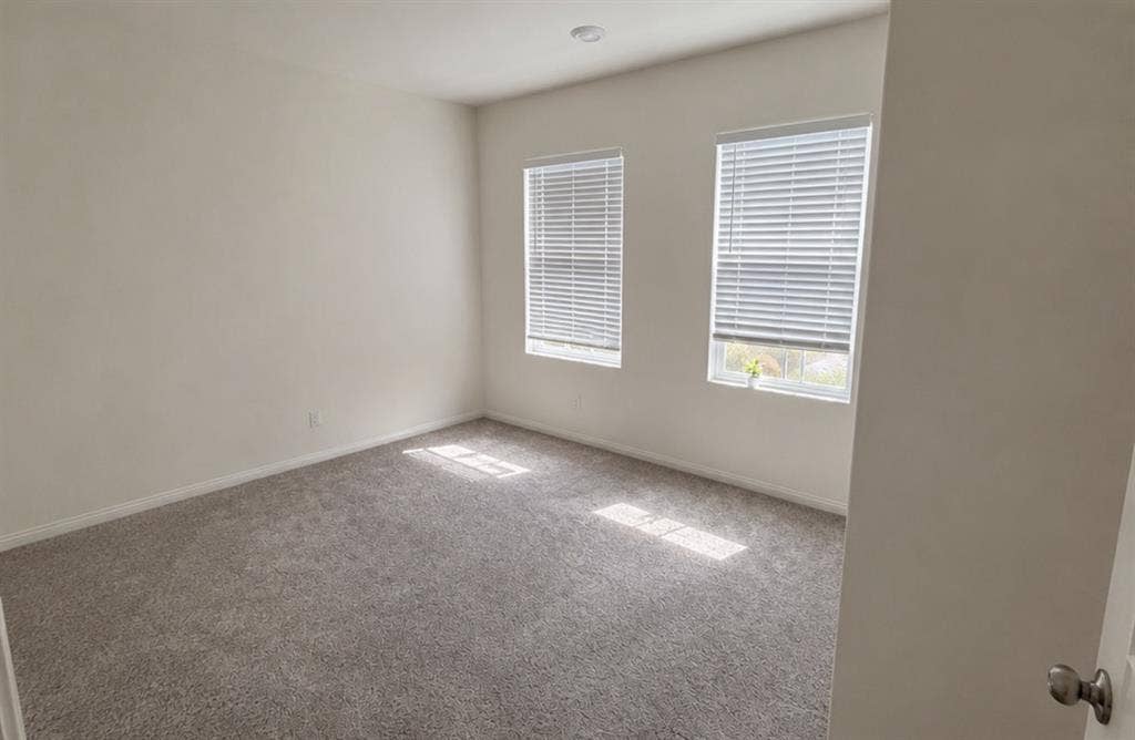 Bedroom for rent
