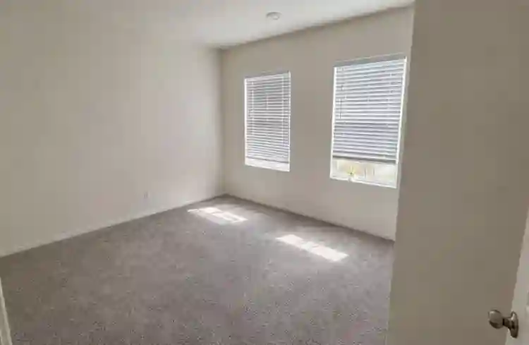 Bedroom for rent