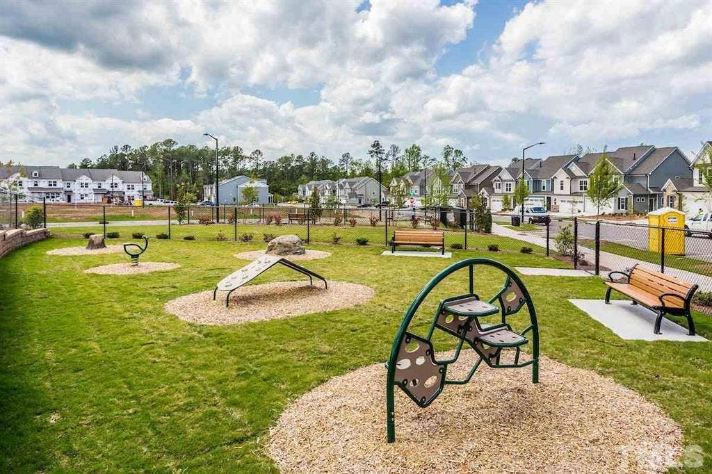 3 BR in Durham