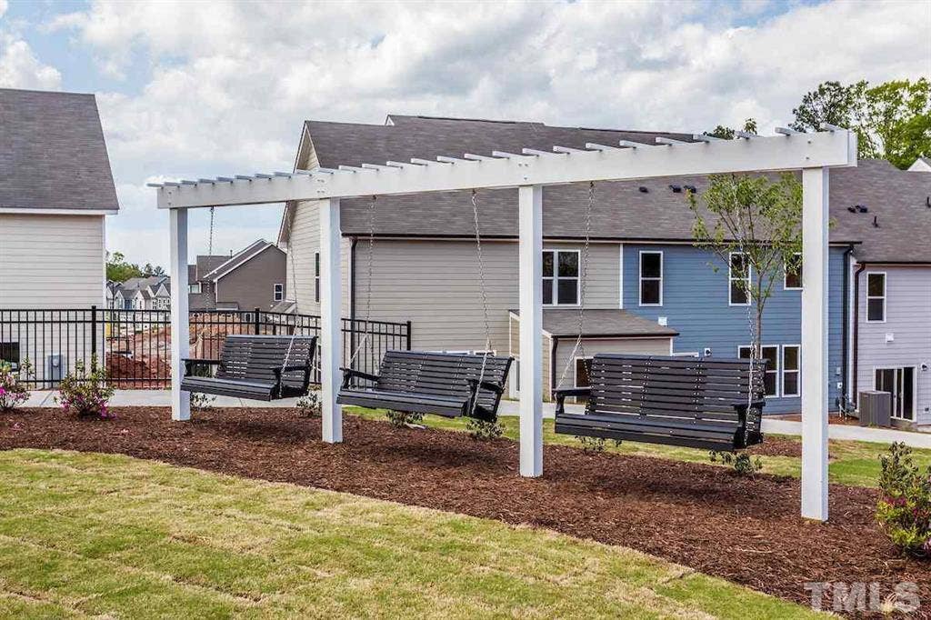 3 BR in Durham