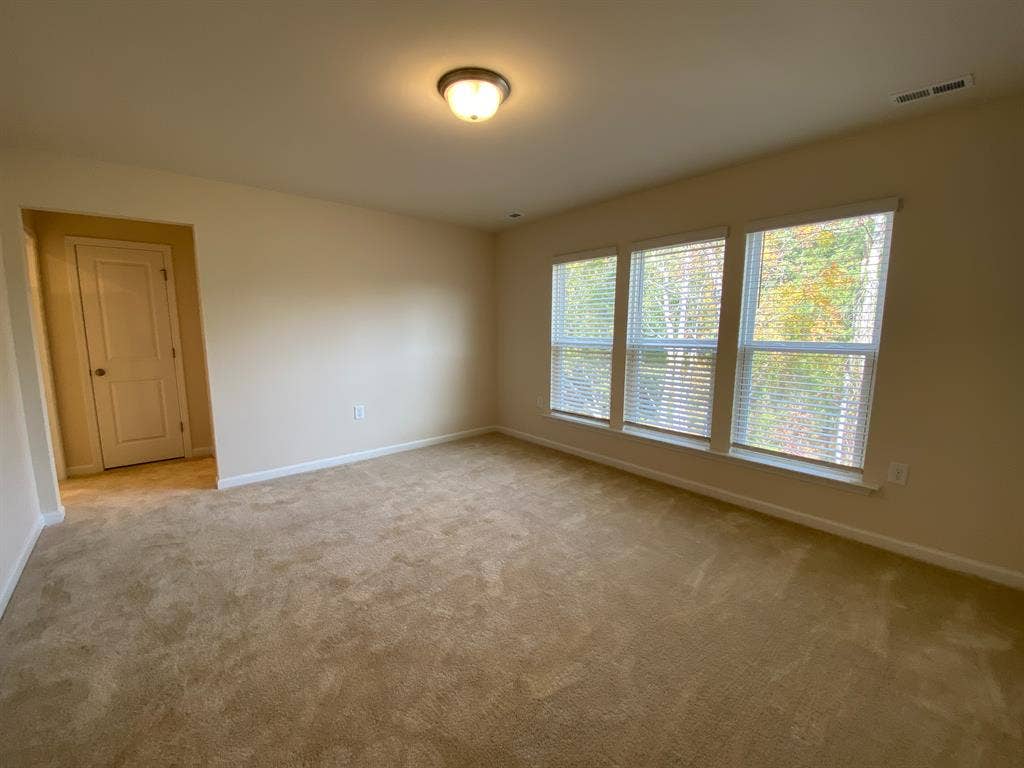 3 BR in Durham