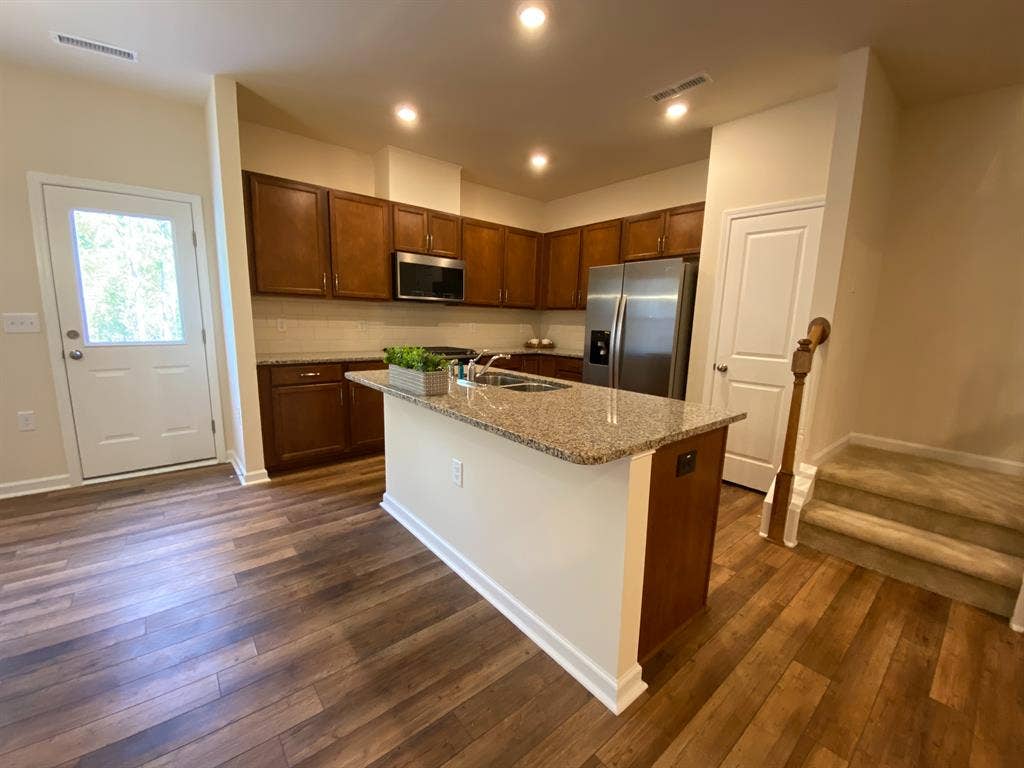 3 BR in Durham