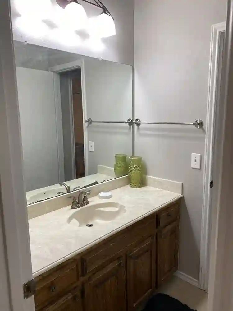 Room available for rent