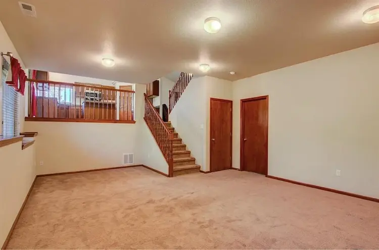 Looking for a roommate!