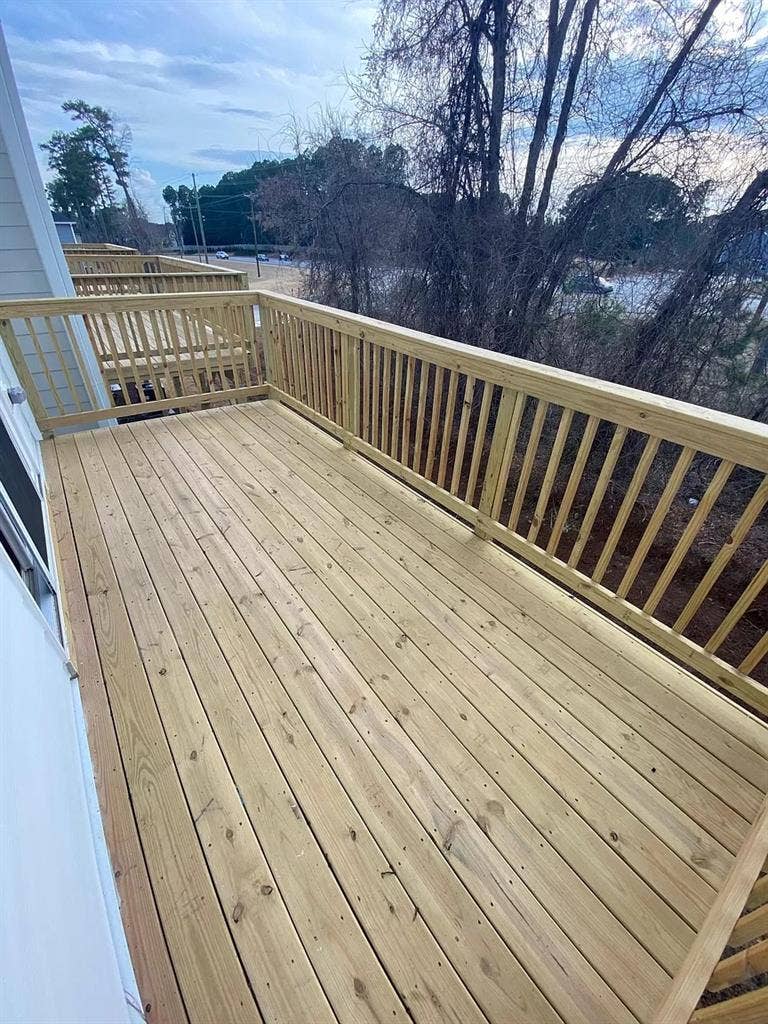 4 BR in Apex