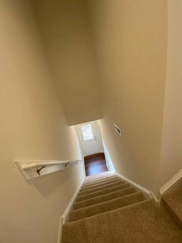 4 BR in Apex