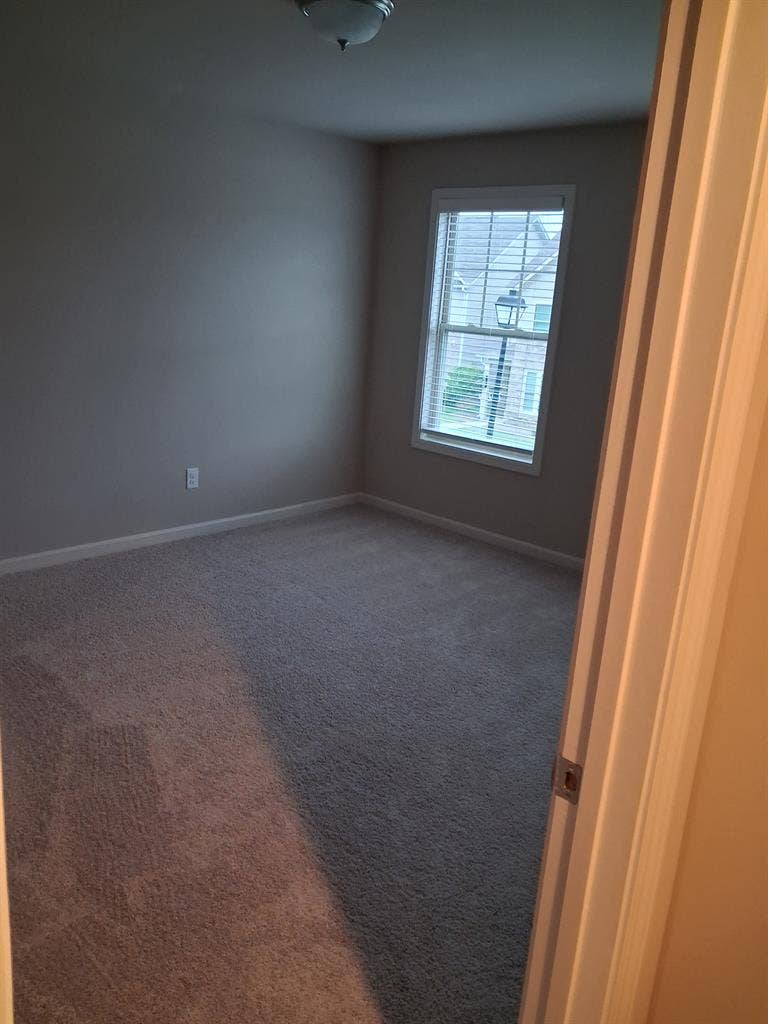 Nice Large room for Rent