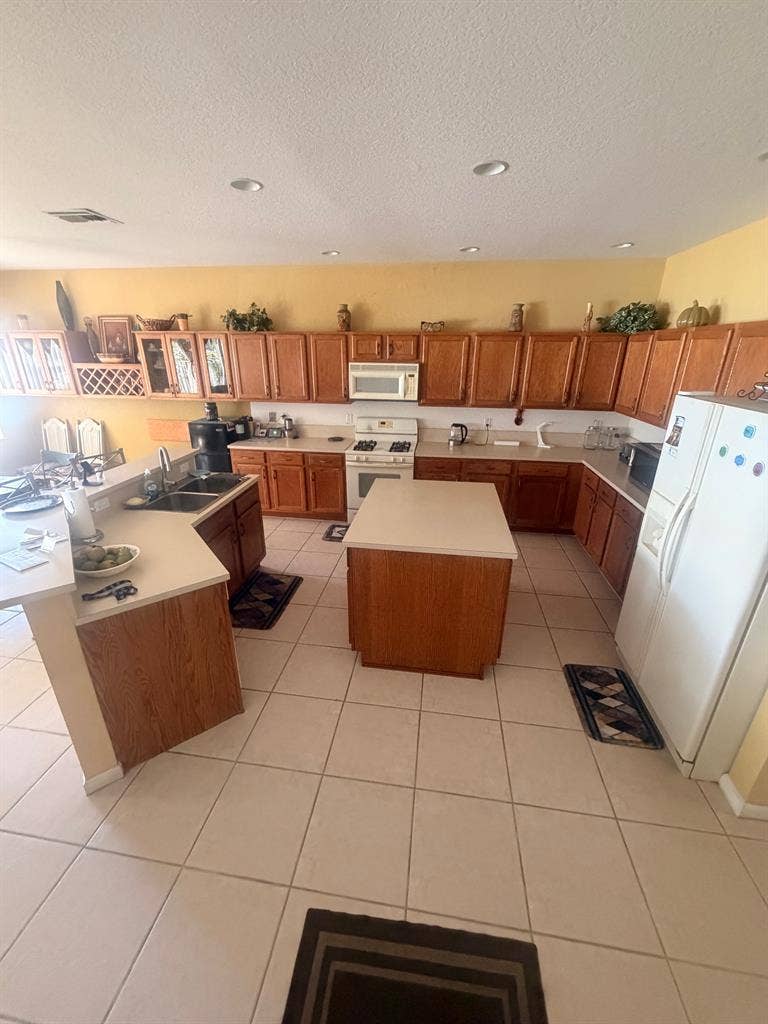 Bedroom for Rent - West Palm Beach