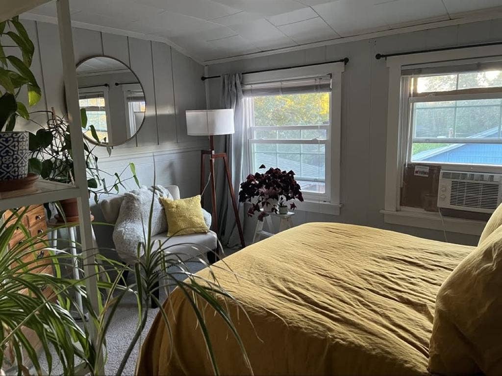 Looking for a fourth roommate!