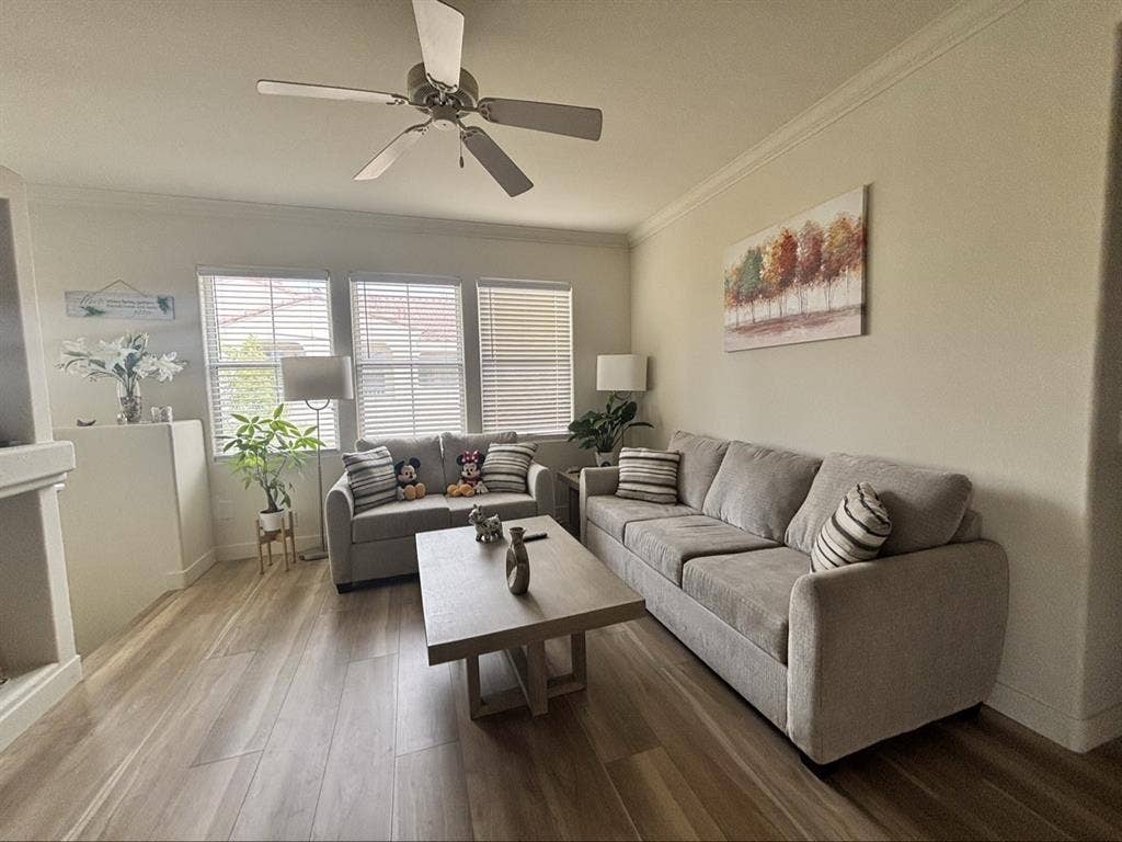 Rent a private bedroom and bathroom