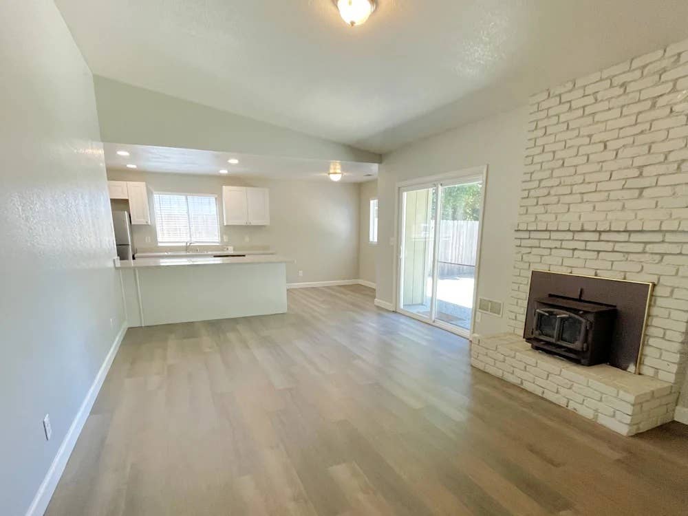 Offering the Entire Place + Ready
