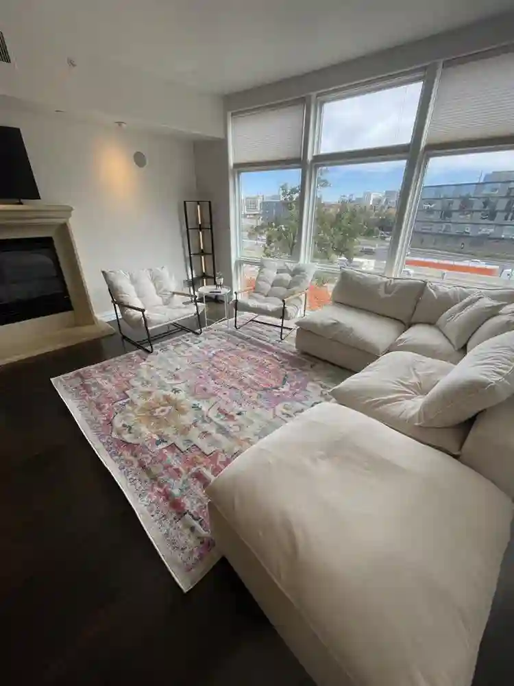 Central location in LoHi large room